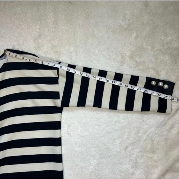 Zara Black and Cream Long Sleeve Top with Pearl Detail Size Medium - Picture 10 of 10